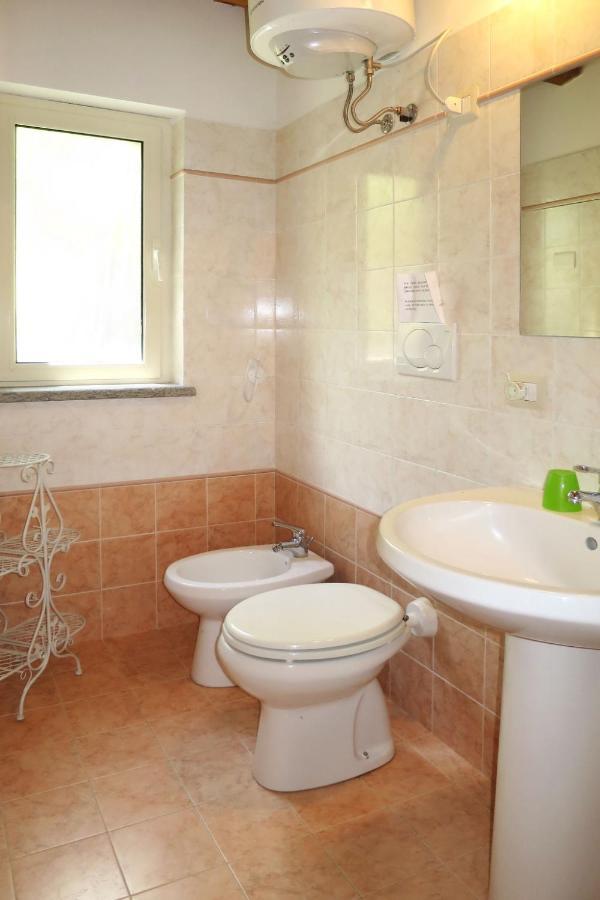 Holiday Home Chalet Del Lago By Interhome Bolsena Eksteriør bilde